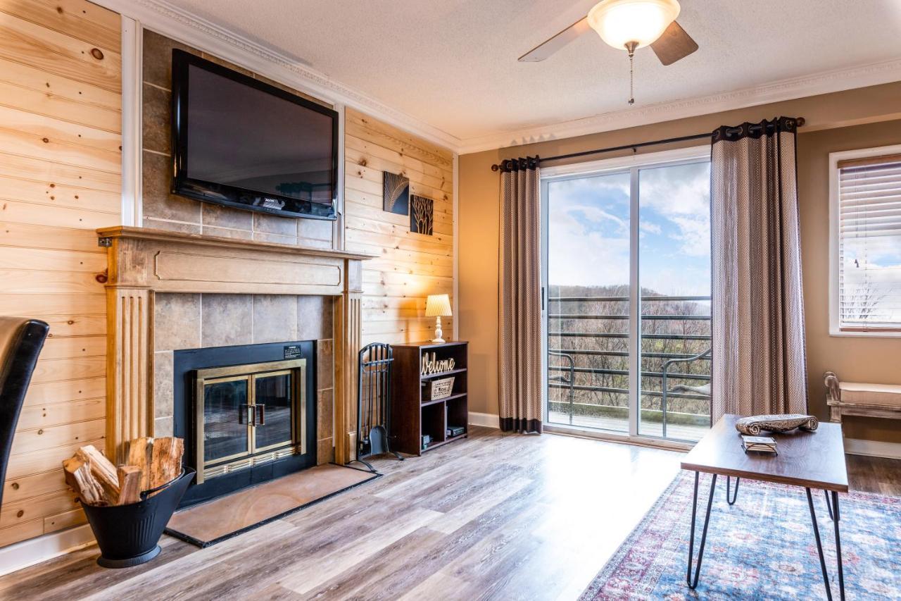 Sky High Views!!-Peak Mountaintop-Outdoor Pool-Close To Downtown-Private Balcony-Wifi-Cable Gatlinburg Kültér fotó
