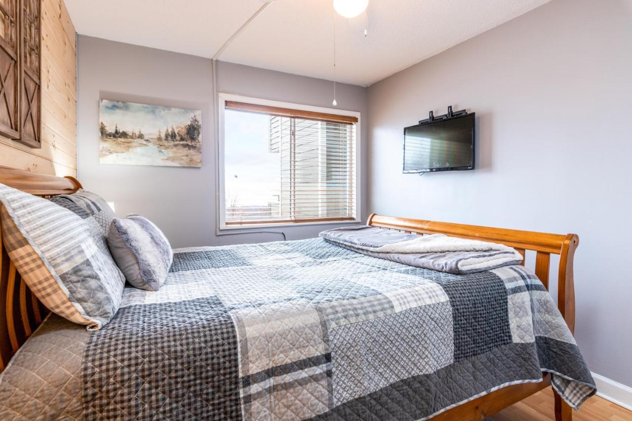 Sky High Views!!-Peak Mountaintop-Outdoor Pool-Close To Downtown-Private Balcony-Wifi-Cable Gatlinburg Kültér fotó