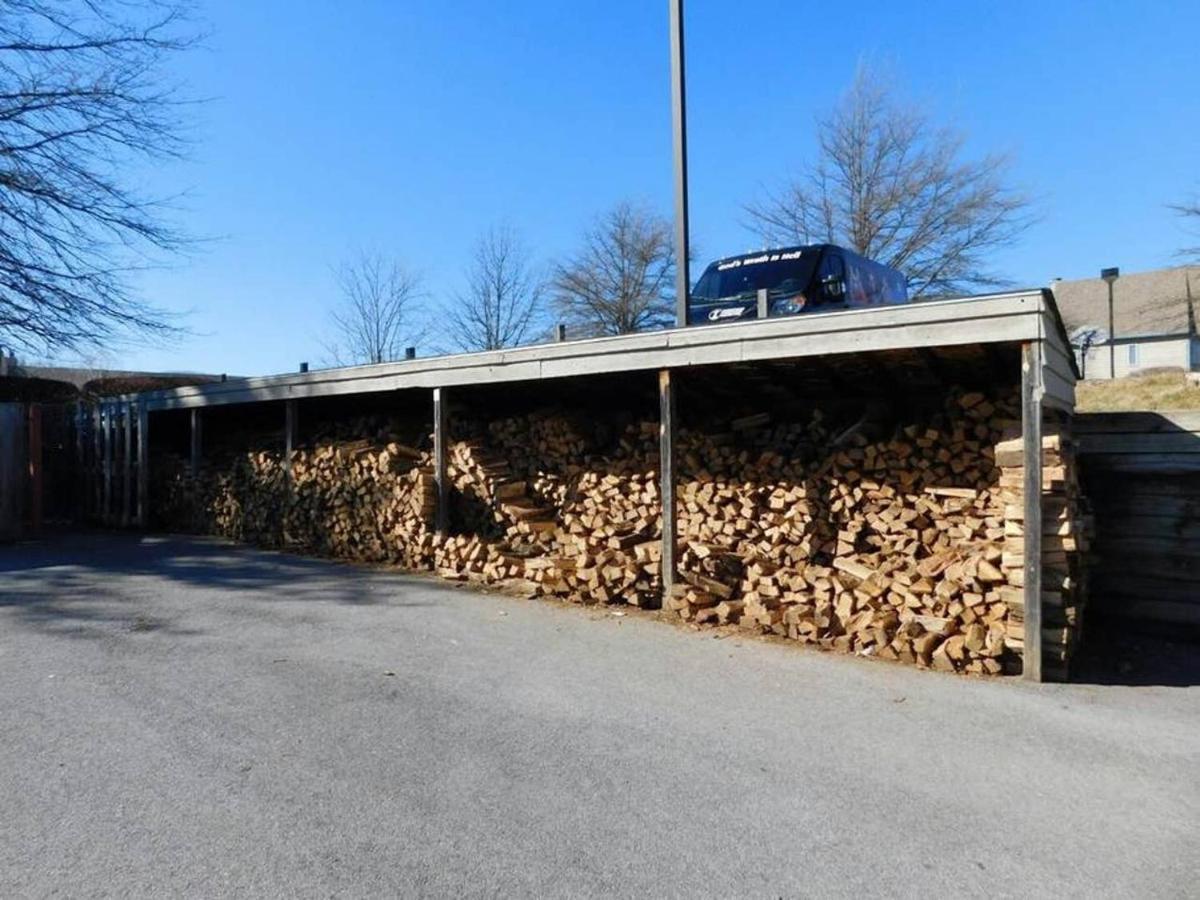 Sky High Views!!-Peak Mountaintop-Outdoor Pool-Close To Downtown-Private Balcony-Wifi-Cable Gatlinburg Kültér fotó